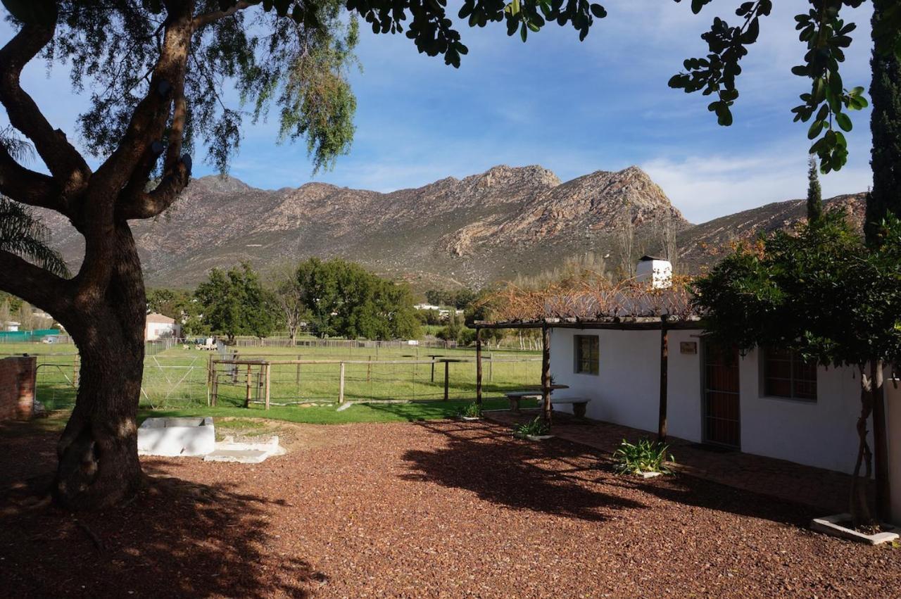 Long Acres Cottages Montagu Szoba fotó